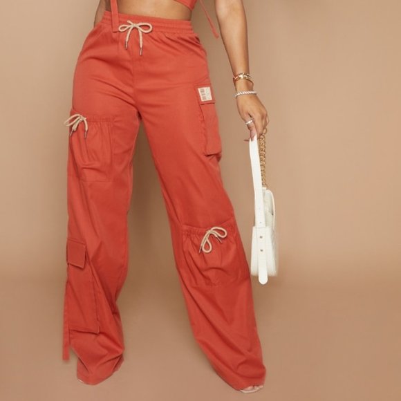 Cargo Outfit - Picture 2 of 2